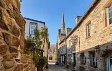 Borie stone house typical of Luberon